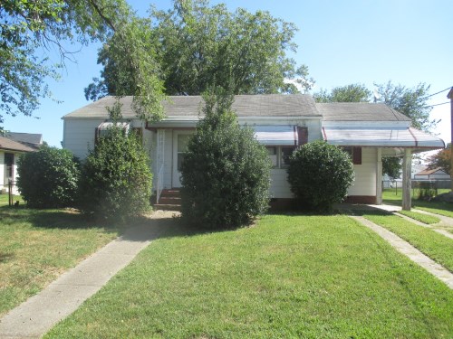 7112 Mamie Blvd