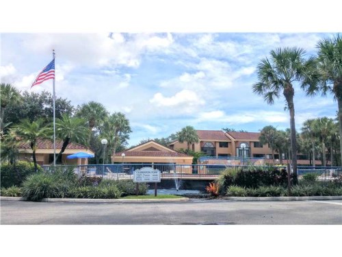 15499 MIAMI LAKEWAY # 301-5