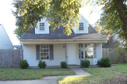 115 Lori Ln