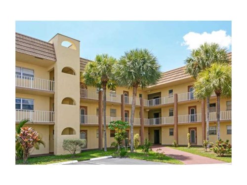 8465 SUNRISE LAKES BL # 303