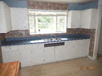 858 Granville Rd