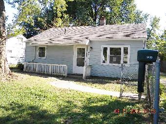 2409 Maplewood Cir