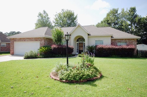 2006 Green Ct.