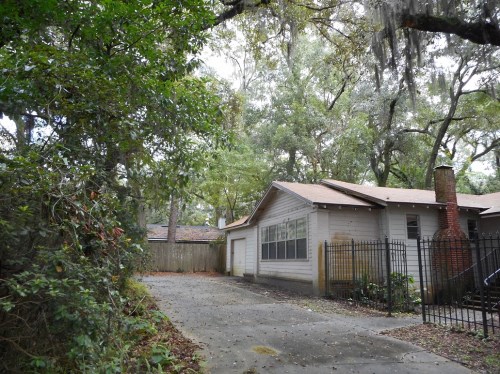 7130 Arlet Dr