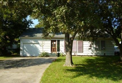1120 17th Ave N