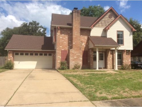 6827 La Puente Dr