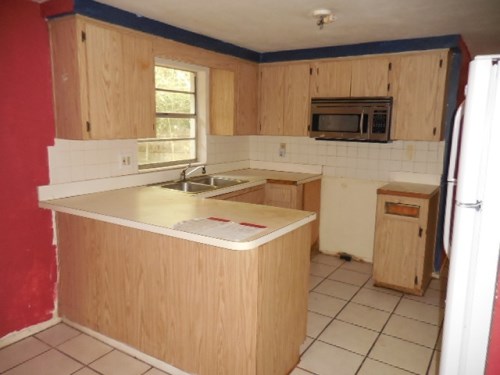21377 Campbell Dr