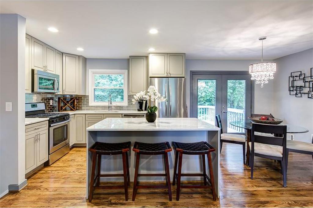 2800 Pioneer Court