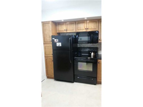 2810 NE 201 TE # G108
