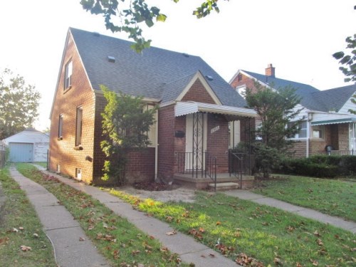 6905 Woodmont Ave