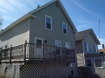 87 Pine Street 02