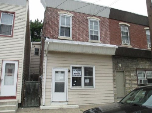 231 3rd St