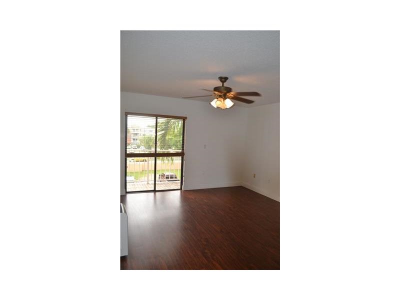 8500 8 ST # 101