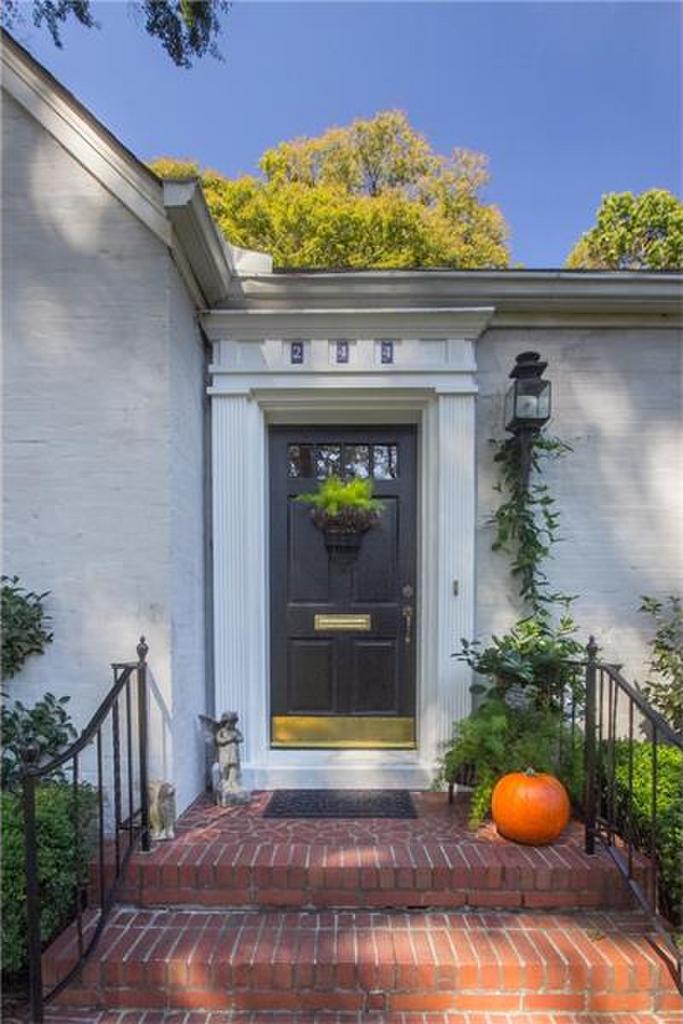 244 Brighton Road Ne