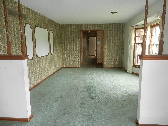 8327 Corona Ave