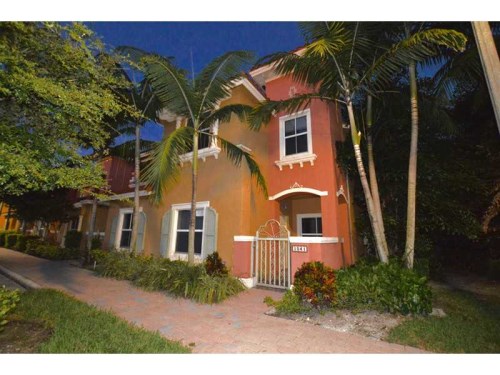 1041 SW 143 AV # 1307