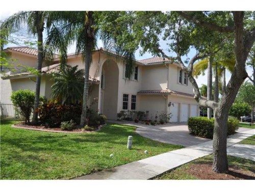 1233 SW 177TH TERR