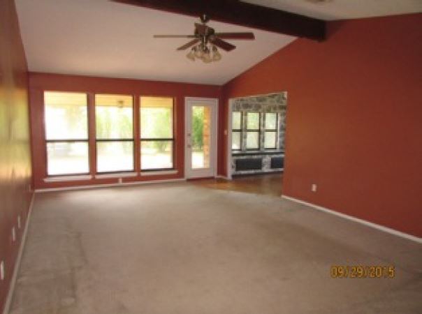 1405 Paradise Pkwy