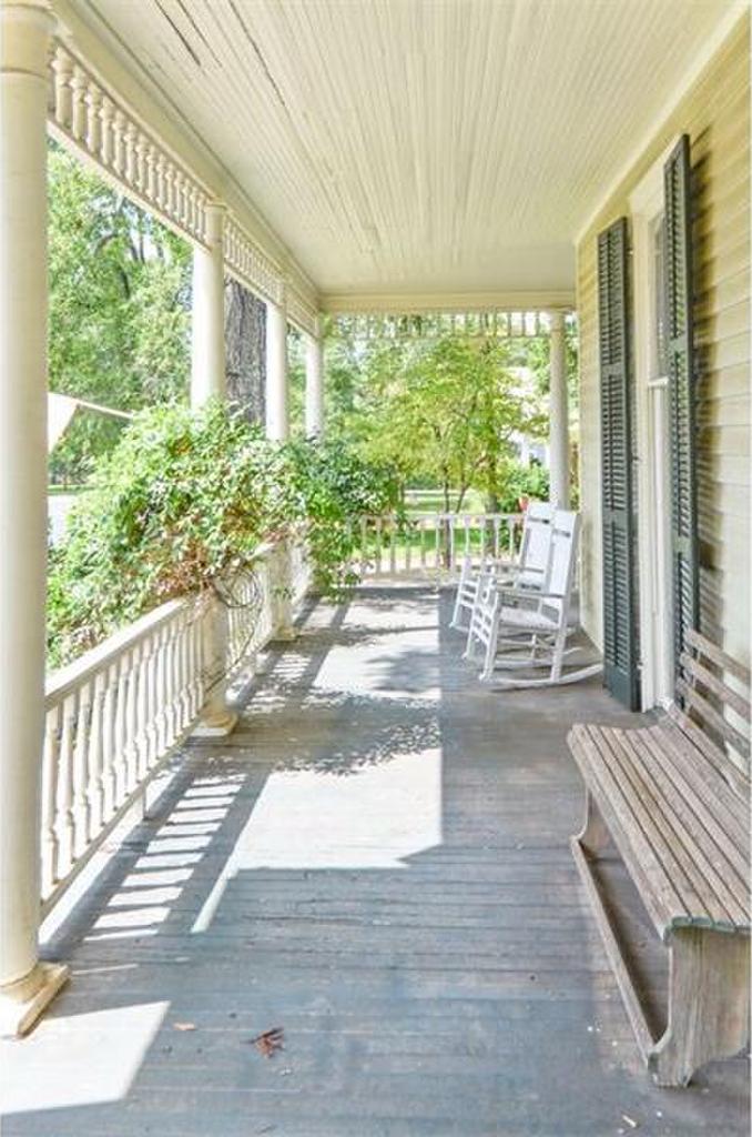 415 E Robert Toombs Avenue