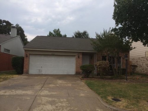 2205 Woodland Oaks Dr