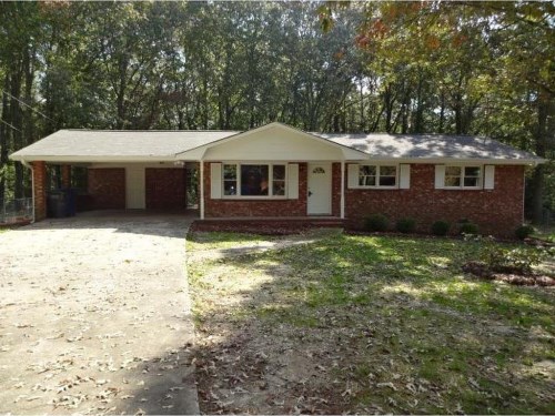 11 Woodland Drive