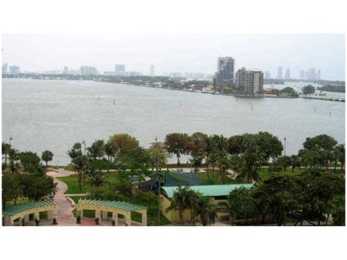 1800 BAYSHORE DR # 915