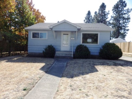 618 E Hoffman Ave