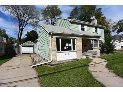 215 W Winneconne Ave