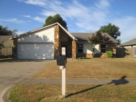 3704 South Oak Ave