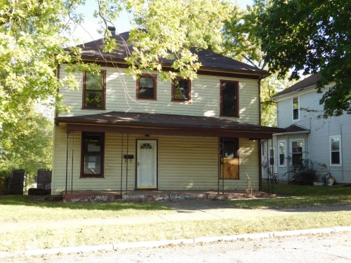 1602 W High St