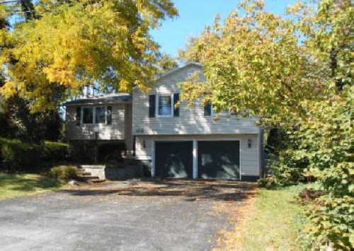 102 Sutton Place