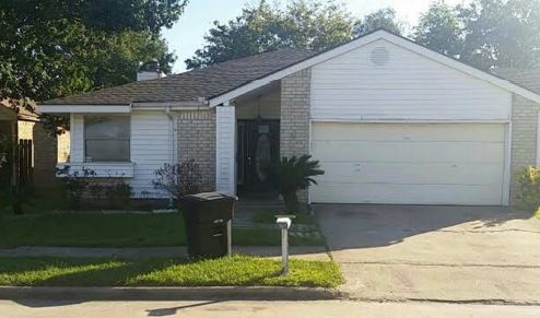10127 Glengate Ln