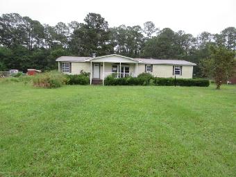 3407 Bertha Ln
