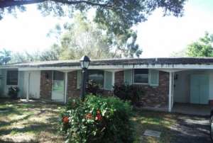2832 Suncrest Dr