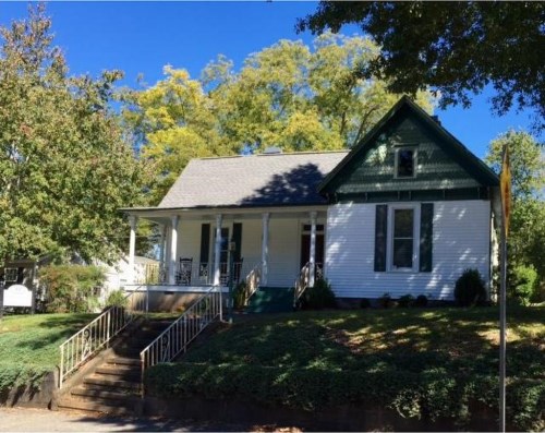 452 Prior Street