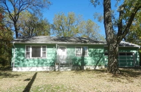 3218 Lathrop Ave
