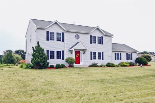 W320S9154 Leah Way