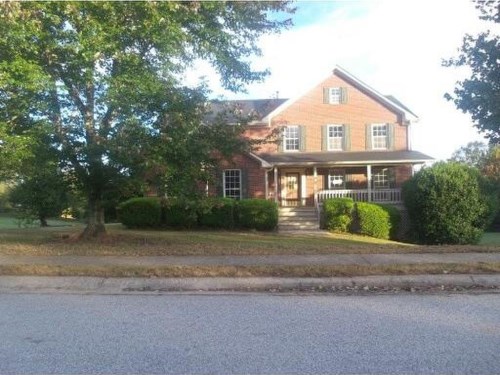 1685 Summit Tree Terrace