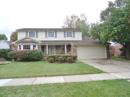 44145 Candlewood Dr
