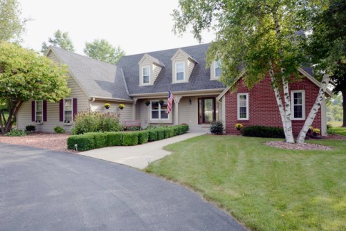 W281N1695 Golf View Dr