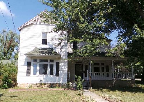 404 Maple St