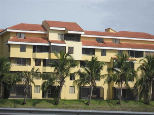 8305 SW 152 AV # A-405