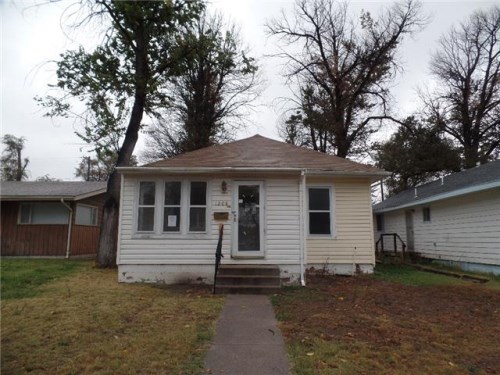 1208 Park Ave