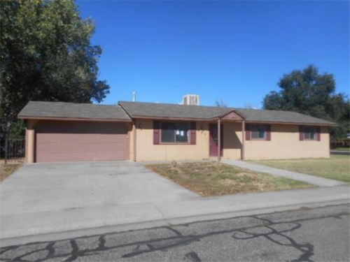 231 W Roberson Dr