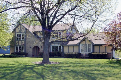 W233S4920 Woodchuck Ln