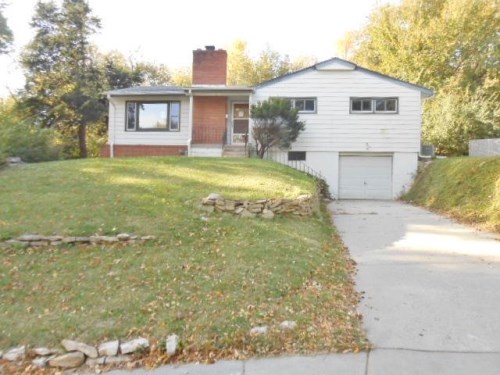 709 Lemay Dr