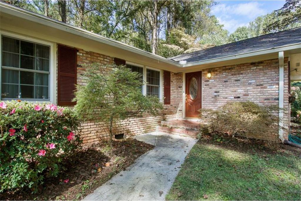 3328 Embry Hills Drive