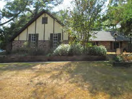 111 Pebblebrook Drive