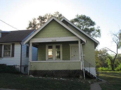 3206 Byron Pl