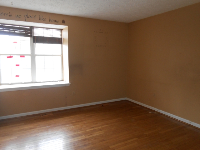 300 Argus Ln